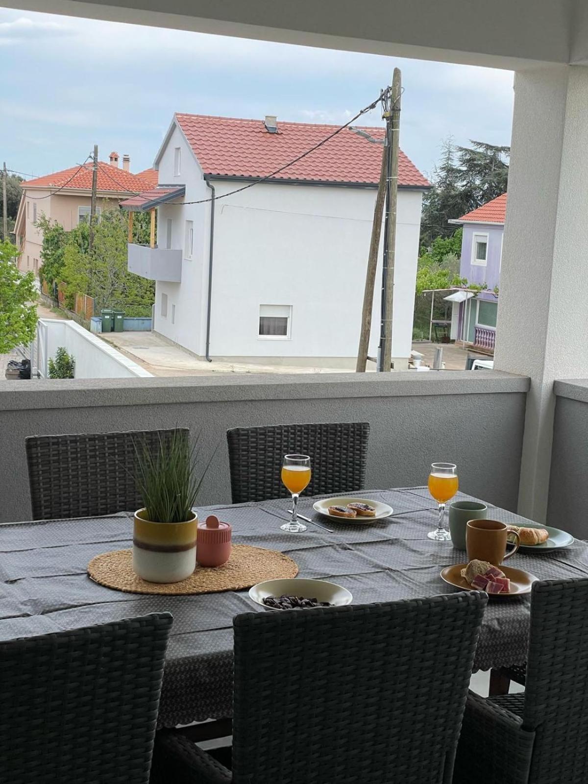 Apartman Mia 2 Bibinje Exterior foto